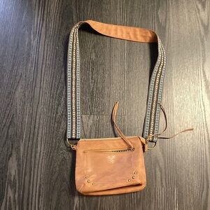 🍍CROSS BODY PURSE🍍zip pockets -🍍I-1